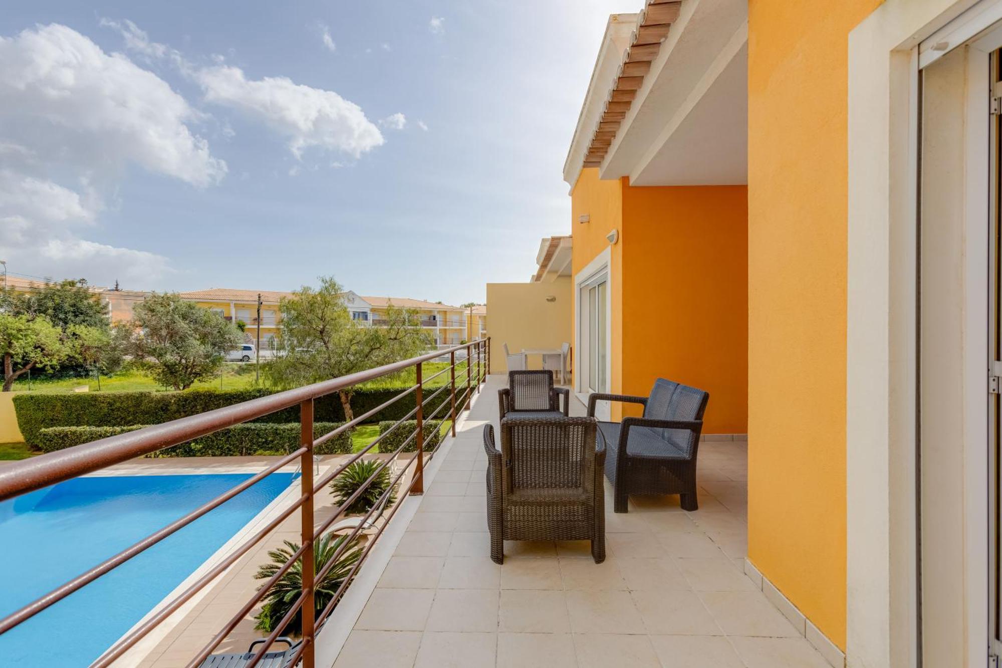 The Village - Apart Para 6 Com Ac, Garagem E Piscina, A Poucos Min Da Gale Albufeira Luaran gambar